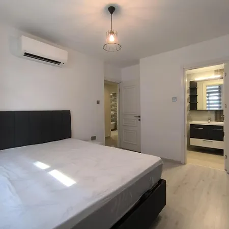 Daire Vacation House